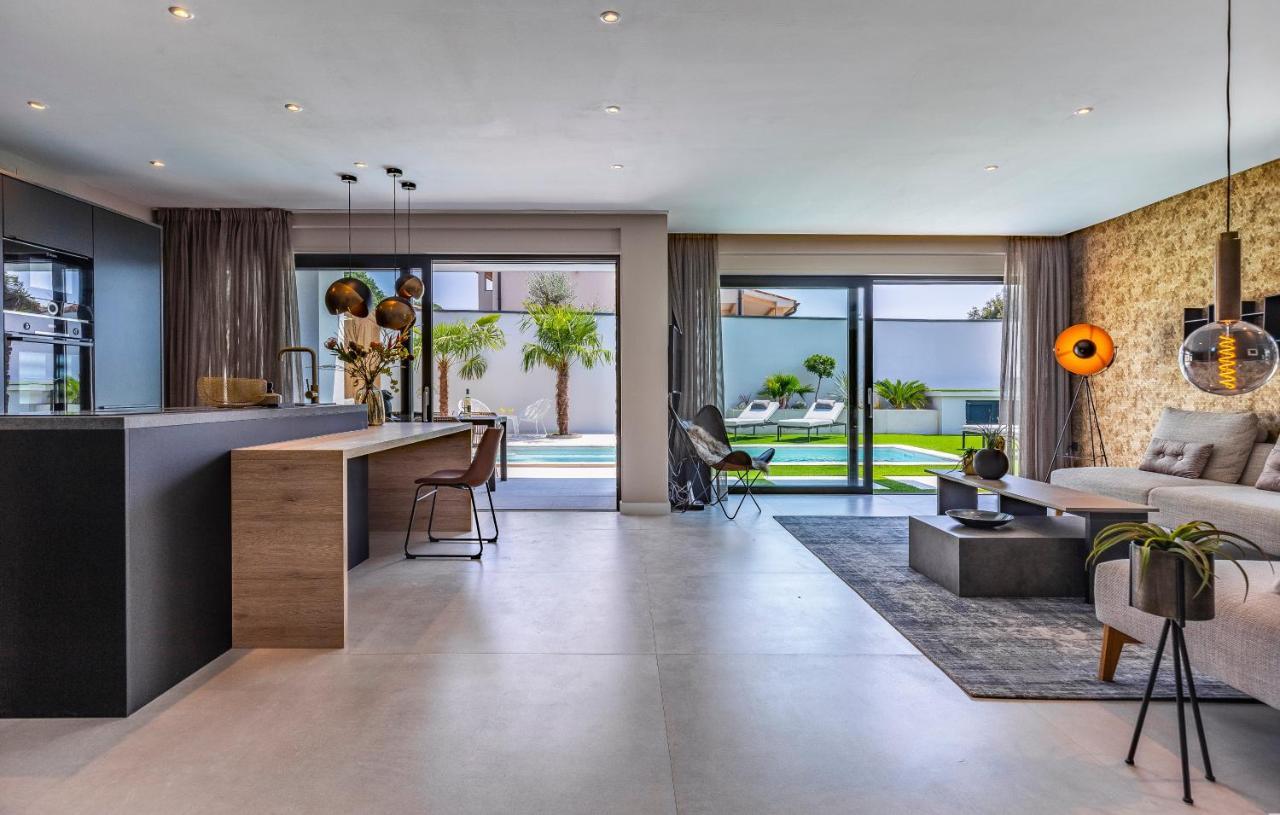 Superb Design Villa Medulin Exterior photo