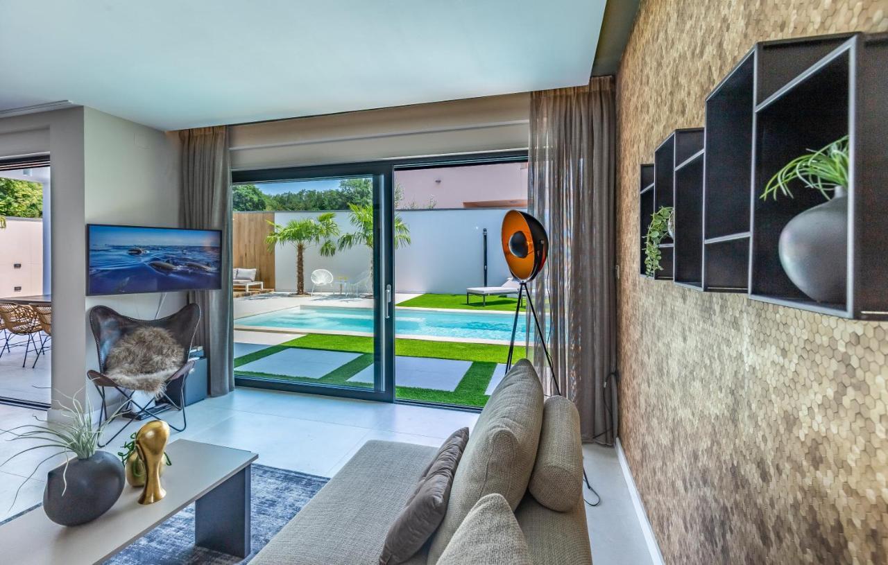 Superb Design Villa Medulin Exterior photo