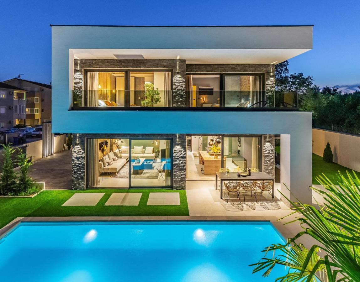 Superb Design Villa Medulin Exterior photo